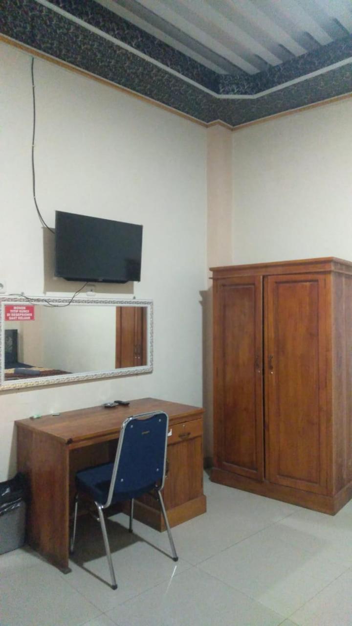 Wisma Reza Palopo Μοτέλ Εξωτερικό φωτογραφία